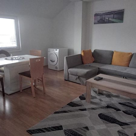 Flamanita Apartments Скопие Екстериор снимка