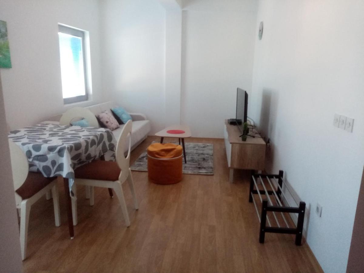 Flamanita Apartments Скопие Екстериор снимка